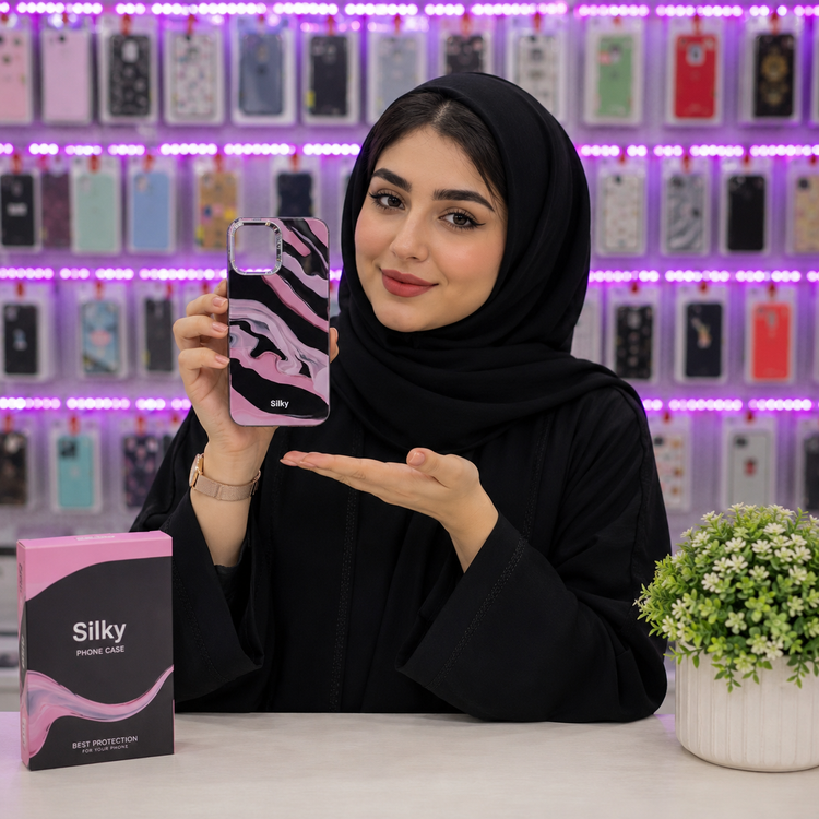قاب آیفون 12 پرو مکس مدل Silky با طرح ماربل صورتی و مشکی و فریم نقرهای دور دوربین