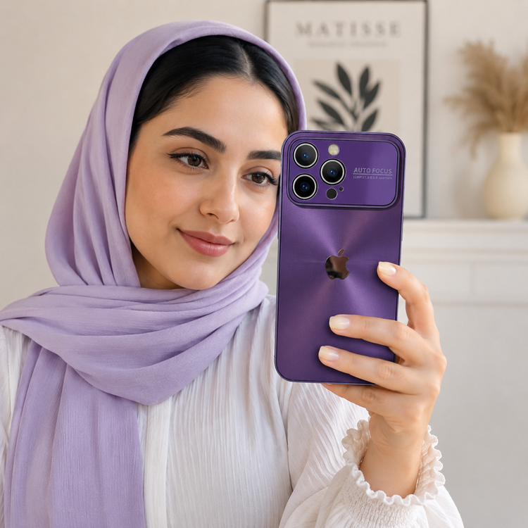 قاب آیفون 13 پرو مدل Auto Focus رنگ بنفش با طراحی محافظ دوربین و ظاهر لوکس