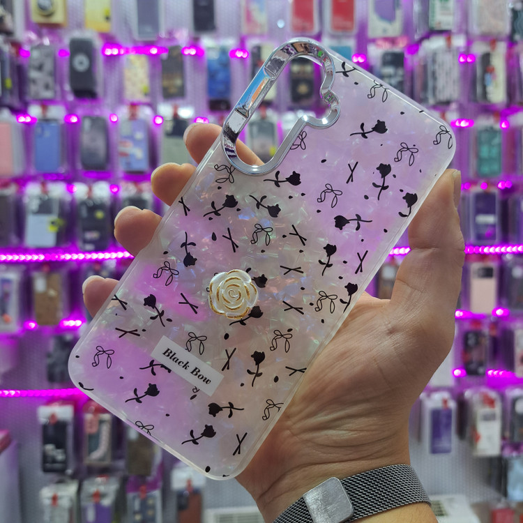 قاب گوشی سامسونگ Galaxy A55 طرح Black Bow با گل رز طلایی و هولوگرامی